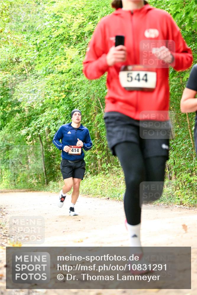 11.10.2026 - Bramfelder Halbmarathon 2026 Dr. Thomas Lammeyer http://msf.ph/oto/10831291 11.10.2026 11:15:47 Laufen 414, 544 meine-sportfotos.de