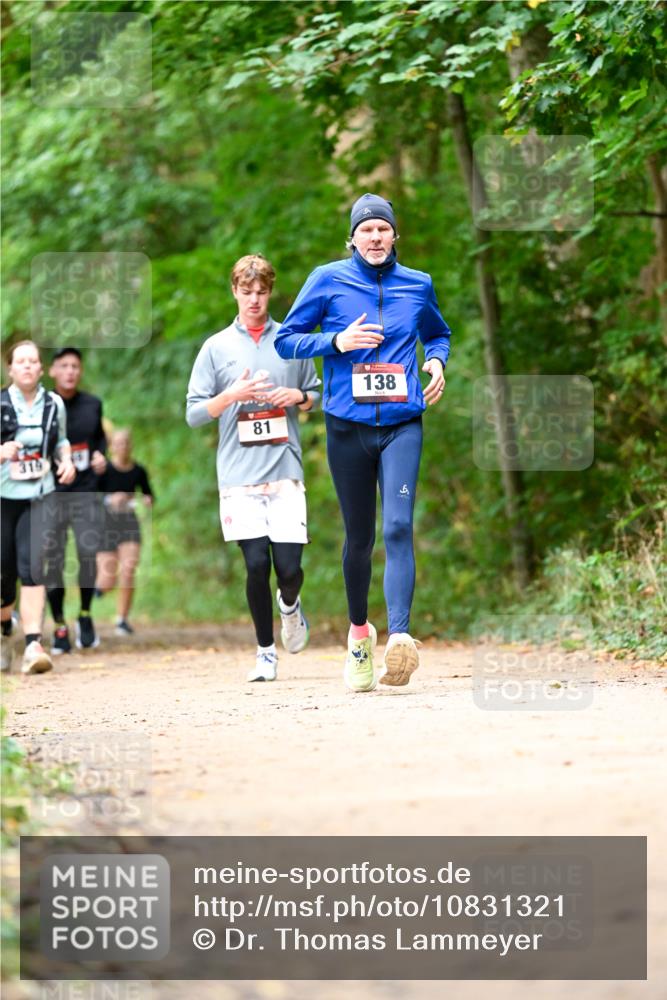 11.10.2026 - Bramfelder Halbmarathon 2026 Dr. Thomas Lammeyer http://msf.ph/oto/10831321 11.10.2026 11:16:01 Laufen 319, 81, 138, 6 meine-sportfotos.de