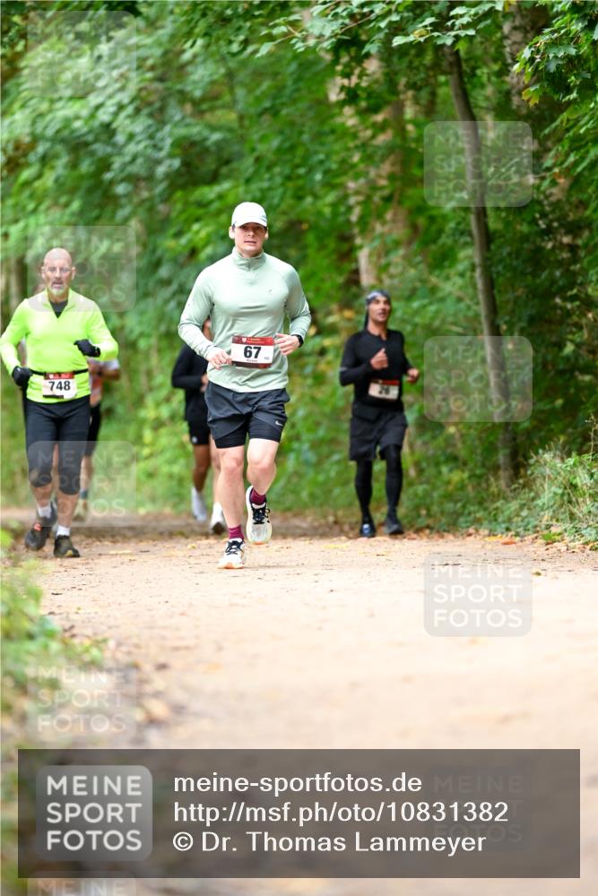 11.10.2026 - Bramfelder Halbmarathon 2026 Dr. Thomas Lammeyer http://msf.ph/oto/10831382 11.10.2026 11:16:11 Laufen 748, 67 meine-sportfotos.de