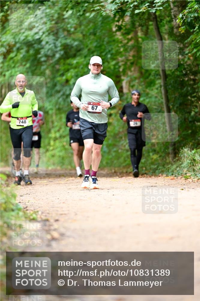 11.10.2026 - Bramfelder Halbmarathon 2026 Dr. Thomas Lammeyer http://msf.ph/oto/10831389 11.10.2026 11:16:12 Laufen 748, 67 meine-sportfotos.de