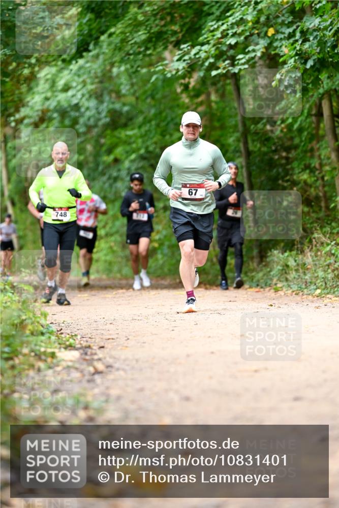 11.10.2026 - Bramfelder Halbmarathon 2026 Dr. Thomas Lammeyer http://msf.ph/oto/10831401 11.10.2026 11:16:13 Laufen 748, 67 meine-sportfotos.de