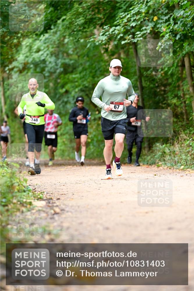 11.10.2026 - Bramfelder Halbmarathon 2026 Dr. Thomas Lammeyer http://msf.ph/oto/10831403 11.10.2026 11:16:13 Laufen 748, 67 meine-sportfotos.de