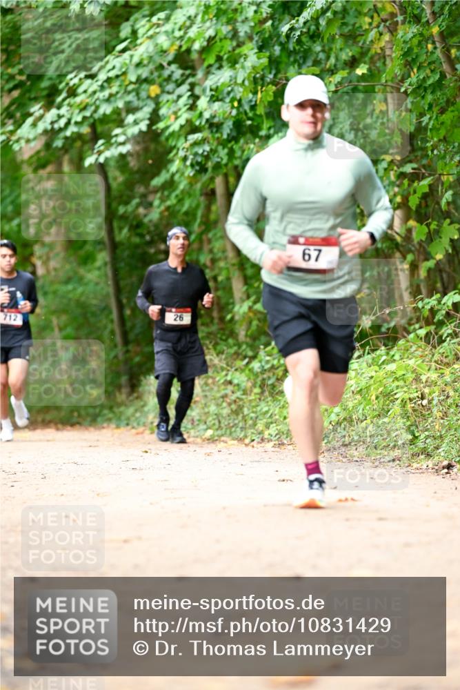 11.10.2026 - Bramfelder Halbmarathon 2026 Dr. Thomas Lammeyer http://msf.ph/oto/10831429 11.10.2026 11:16:15 Laufen 712, 26, 67 meine-sportfotos.de