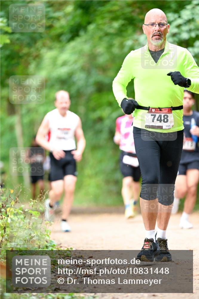 11.10.2026 - Bramfelder Halbmarathon 2026 Dr. Thomas Lammeyer http://msf.ph/oto/10831448 11.10.2026 11:16:17 Laufen 748, 257 meine-sportfotos.de