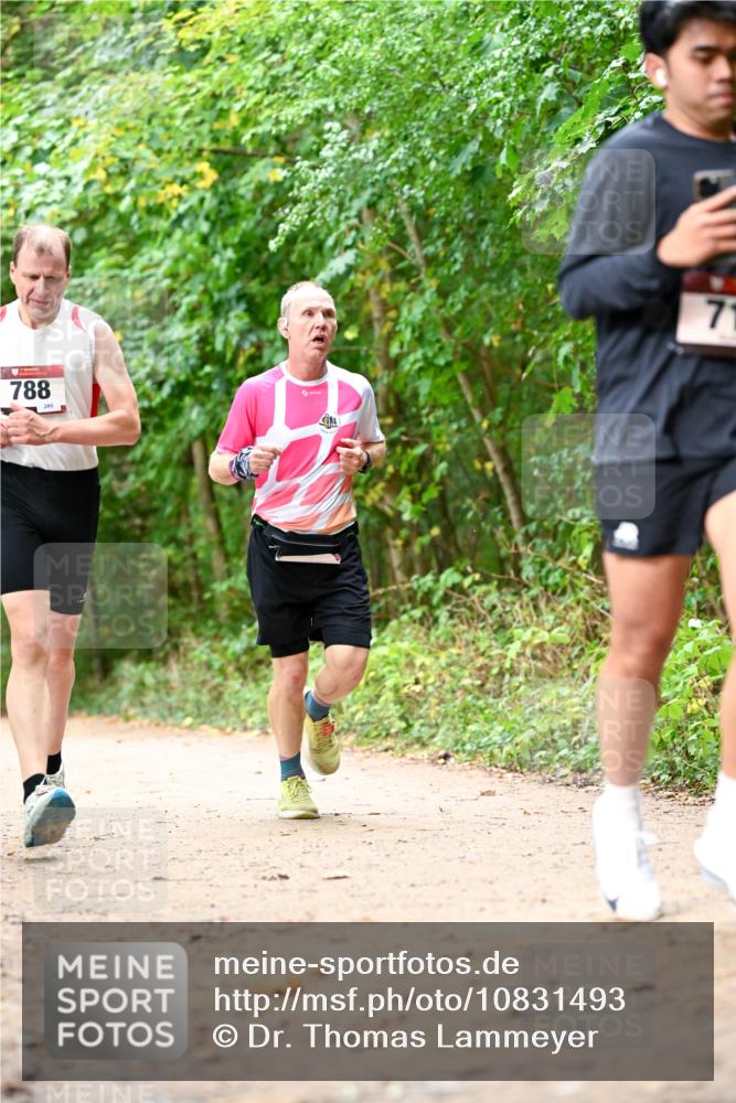 11.10.2026 - Bramfelder Halbmarathon 2026 Dr. Thomas Lammeyer http://msf.ph/oto/10831493 11.10.2026 11:16:21 Laufen 788, 245, 7 meine-sportfotos.de