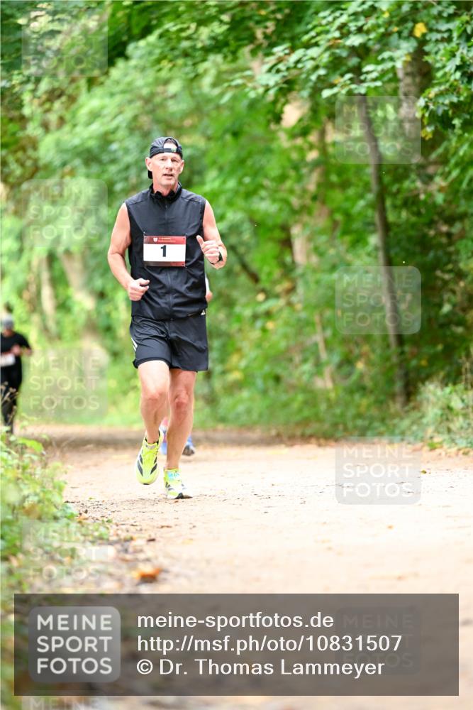 11.10.2026 - Bramfelder Halbmarathon 2026 Dr. Thomas Lammeyer http://msf.ph/oto/10831507 11.10.2026 11:16:23 Laufen 1 meine-sportfotos.de