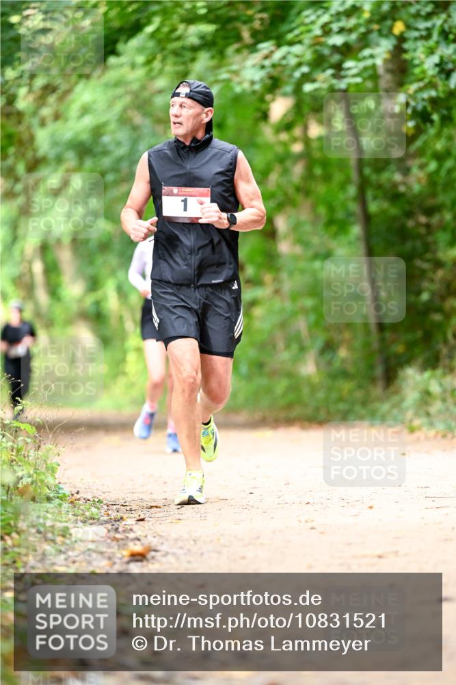 11.10.2026 - Bramfelder Halbmarathon 2026 Dr. Thomas Lammeyer http://msf.ph/oto/10831521 11.10.2026 11:16:24 Laufen 1 meine-sportfotos.de