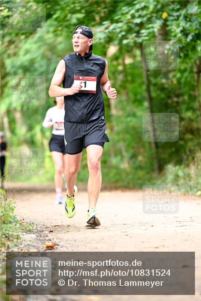 11.10.2026 - Bramfelder Halbmarathon 2026 Dr. Thomas Lammeyer http://msf.ph/oto/10831524 11.10.2026 11:16:24 Laufen  meine-sportfotos.de