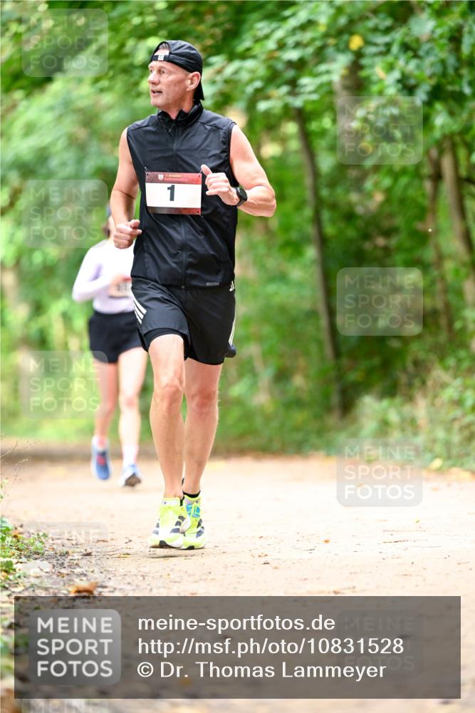 11.10.2026 - Bramfelder Halbmarathon 2026 Dr. Thomas Lammeyer http://msf.ph/oto/10831528 11.10.2026 11:16:25 Laufen  meine-sportfotos.de