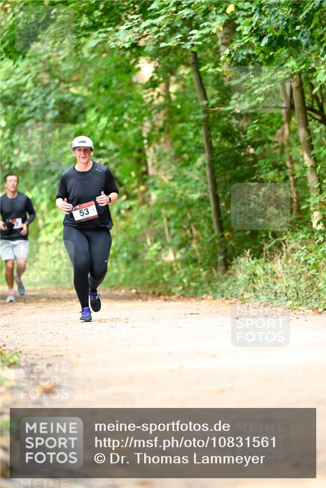 11.10.2026 - Bramfelder Halbmarathon 2026 Dr. Thomas Lammeyer http://msf.ph/oto/10831561 11.10.2026 11:16:34 Laufen 53 meine-sportfotos.de