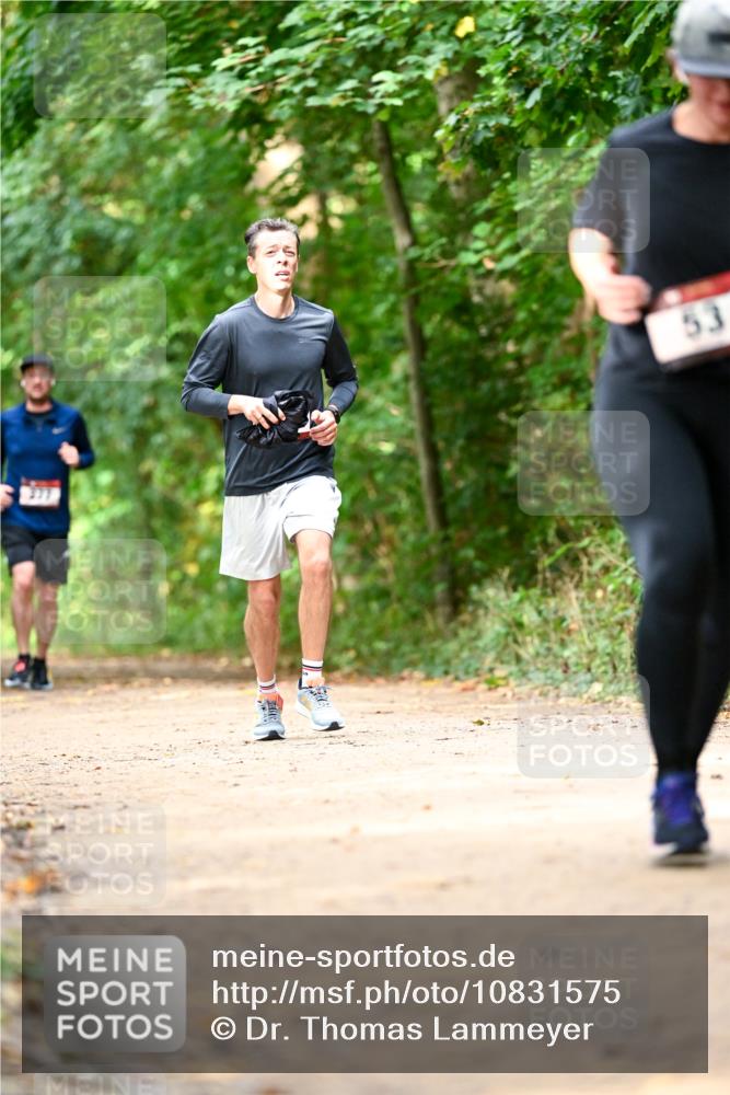 11.10.2026 - Bramfelder Halbmarathon 2026 Dr. Thomas Lammeyer http://msf.ph/oto/10831575 11.10.2026 11:16:39 Laufen 53 meine-sportfotos.de