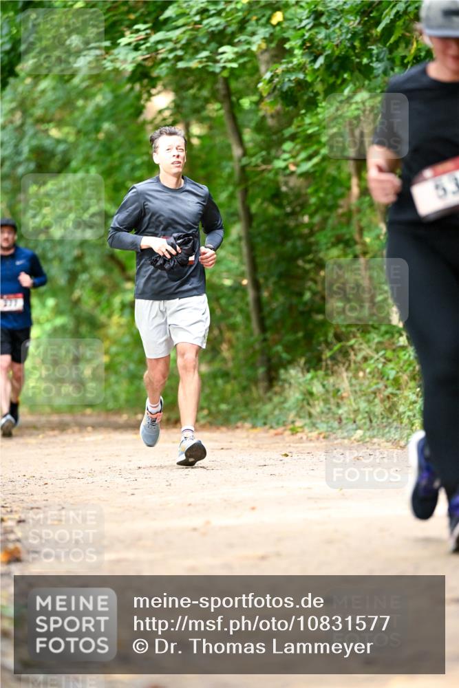 11.10.2026 - Bramfelder Halbmarathon 2026 Dr. Thomas Lammeyer http://msf.ph/oto/10831577 11.10.2026 11:16:39 Laufen 53 meine-sportfotos.de