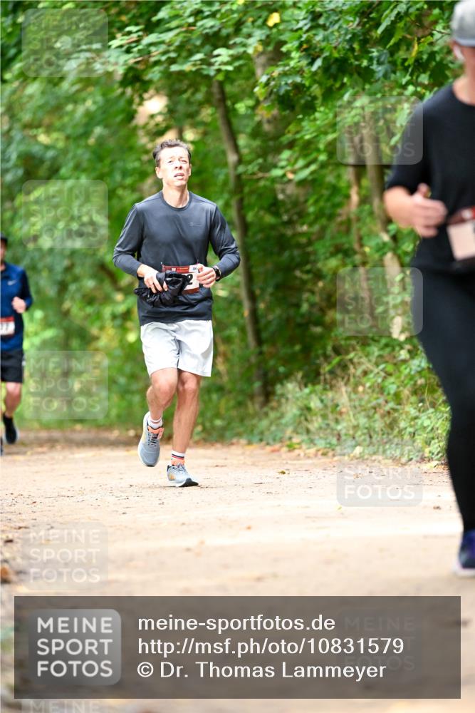 11.10.2026 - Bramfelder Halbmarathon 2026 Dr. Thomas Lammeyer http://msf.ph/oto/10831579 11.10.2026 11:16:39 Laufen  meine-sportfotos.de