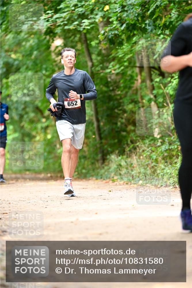 11.10.2026 - Bramfelder Halbmarathon 2026 Dr. Thomas Lammeyer http://msf.ph/oto/10831580 11.10.2026 11:16:39 Laufen 652 meine-sportfotos.de