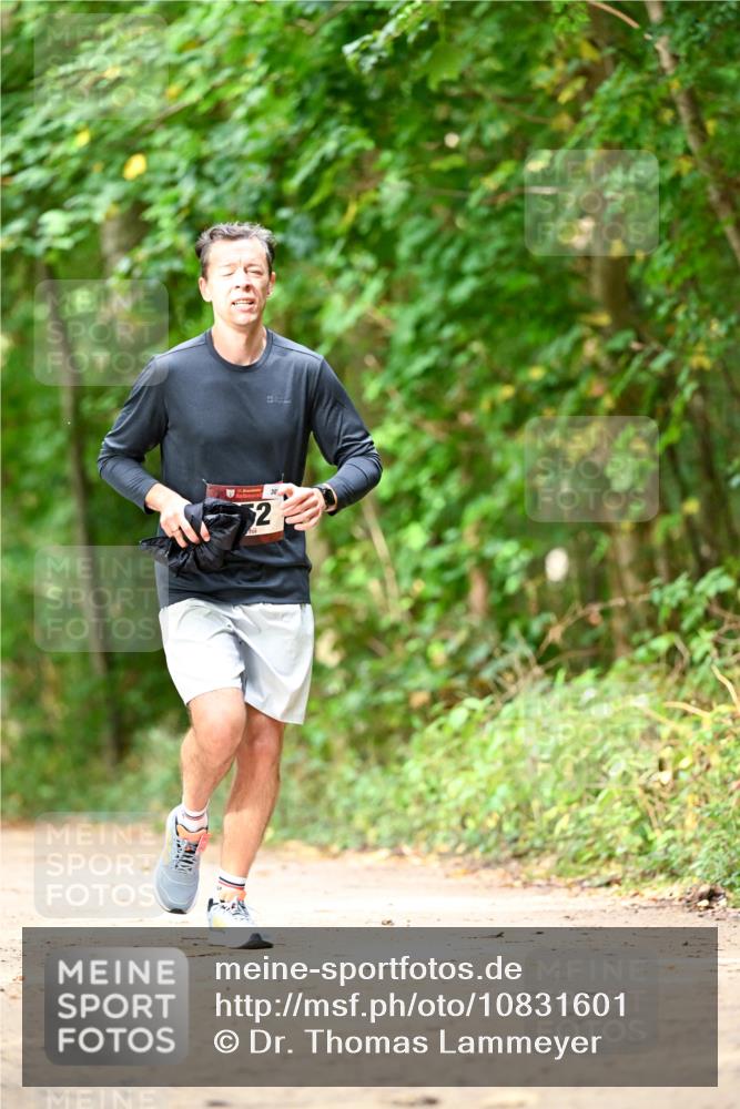 11.10.2026 - Bramfelder Halbmarathon 2026 Dr. Thomas Lammeyer http://msf.ph/oto/10831601 11.10.2026 11:16:40 Laufen 35, 2 meine-sportfotos.de
