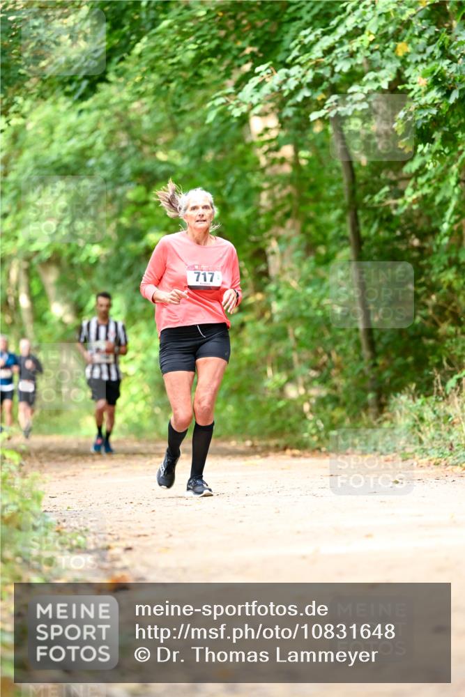 11.10.2026 - Bramfelder Halbmarathon 2026 Dr. Thomas Lammeyer http://msf.ph/oto/10831648 11.10.2026 11:16:49 Laufen 717 meine-sportfotos.de