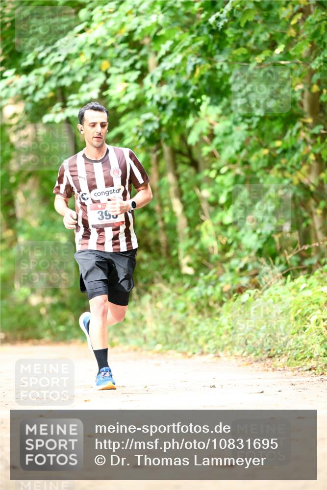 11.10.2026 - Bramfelder Halbmarathon 2026 Dr. Thomas Lammeyer http://msf.ph/oto/10831695 11.10.2026 11:16:57 Laufen 395 meine-sportfotos.de