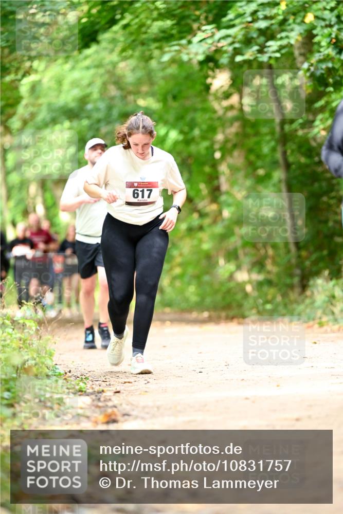 11.10.2026 - Bramfelder Halbmarathon 2026 Dr. Thomas Lammeyer http://msf.ph/oto/10831757 11.10.2026 11:17:11 Laufen 617 meine-sportfotos.de
