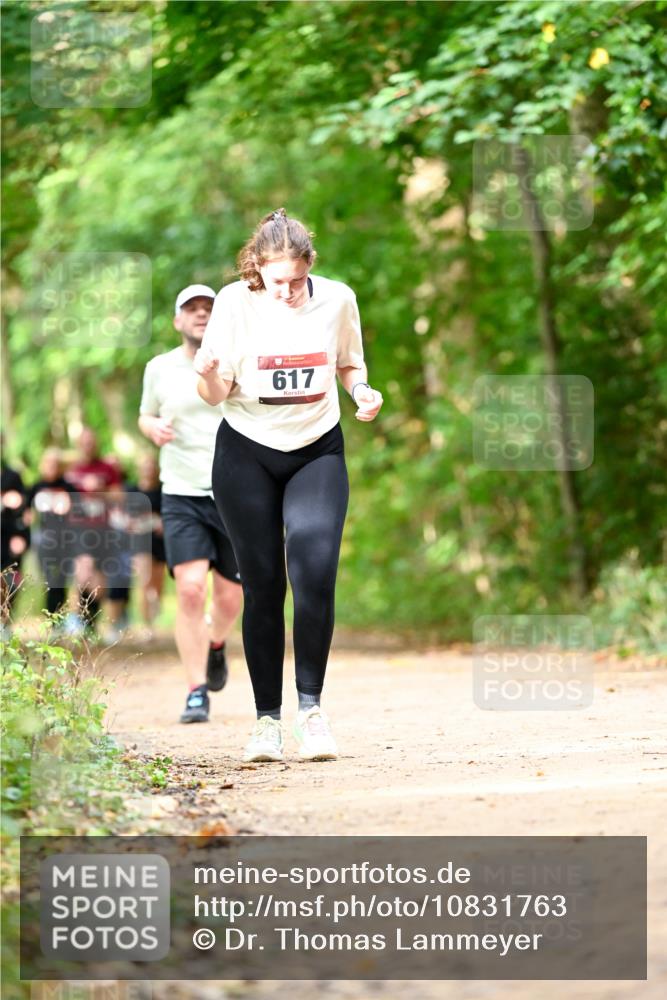 11.10.2026 - Bramfelder Halbmarathon 2026 Dr. Thomas Lammeyer http://msf.ph/oto/10831763 11.10.2026 11:17:11 Laufen 617 meine-sportfotos.de