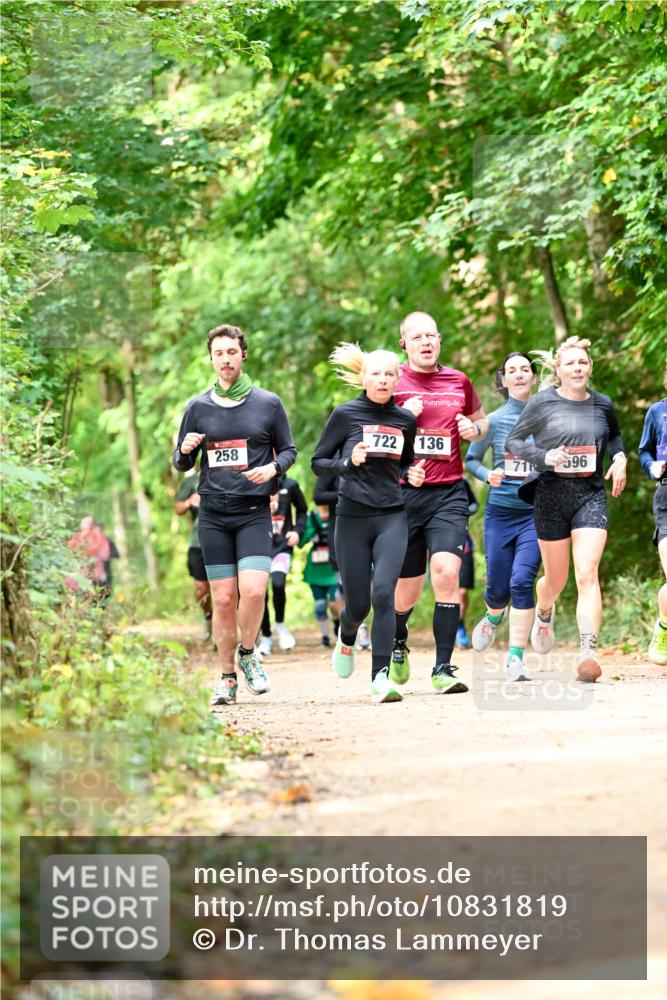 11.10.2026 - Bramfelder Halbmarathon 2026 Dr. Thomas Lammeyer http://msf.ph/oto/10831819 11.10.2026 11:17:19 Laufen 722, 136, 258, 71, 596 meine-sportfotos.de