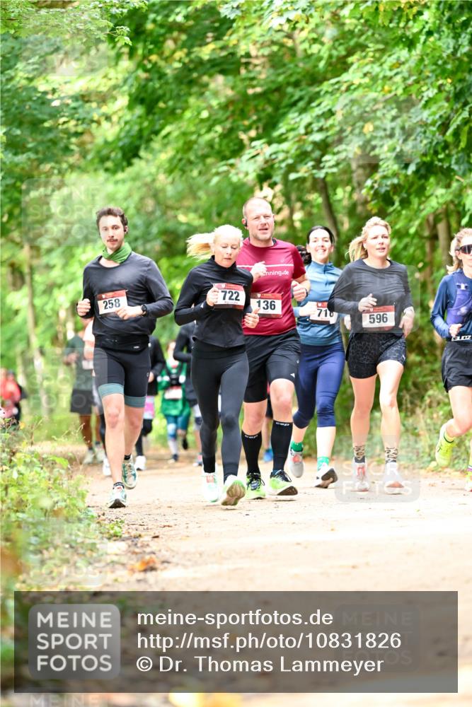 11.10.2026 - Bramfelder Halbmarathon 2026 Dr. Thomas Lammeyer http://msf.ph/oto/10831826 11.10.2026 11:17:20 Laufen 722, 258, 136, 710, 596 meine-sportfotos.de