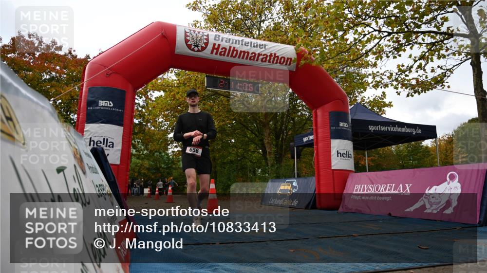 11.10.2026 - Bramfelder Halbmarathon 2026 J. Mangold http://msf.ph/oto/10833413 11.10.2026 11:41:04 Laufen 656 meine-sportfotos.de