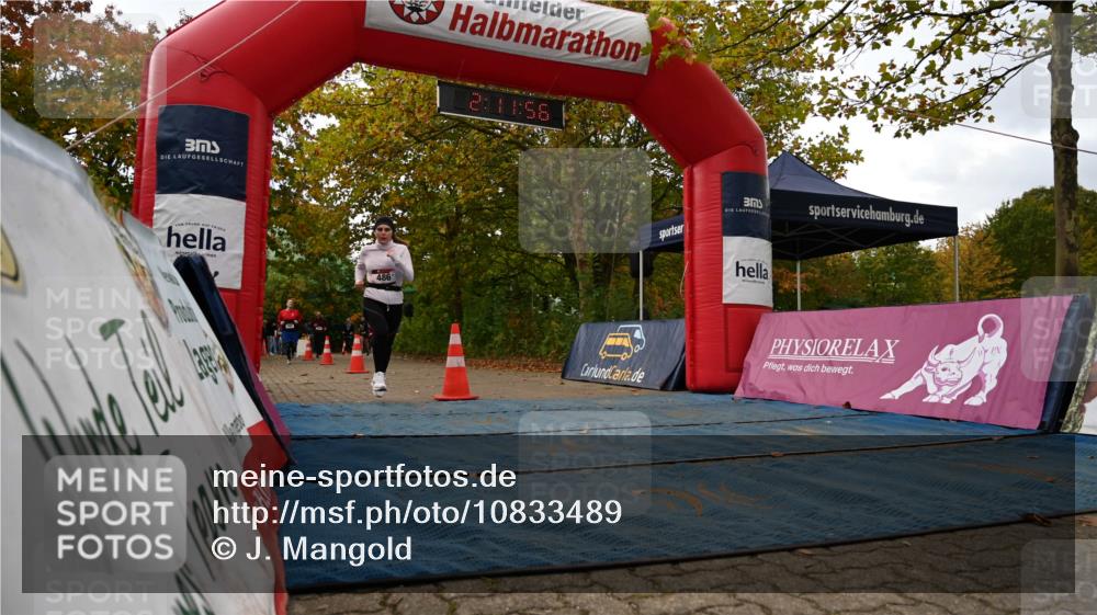 11.10.2026 - Bramfelder Halbmarathon 2026 J. Mangold http://msf.ph/oto/10833489 11.10.2026 11:41:55 Laufen 409, 486 meine-sportfotos.de