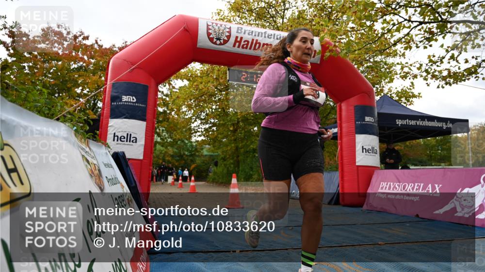 11.10.2026 - Bramfelder Halbmarathon 2026 J. Mangold http://msf.ph/oto/10833620 11.10.2026 11:42:45 Laufen 99, 649 meine-sportfotos.de