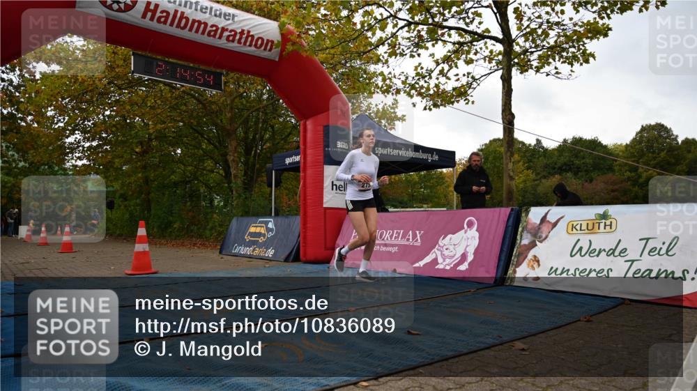 11.10.2026 - Bramfelder Halbmarathon 2026 J. Mangold http://msf.ph/oto/10836089 11.10.2026 11:44:53 Laufen 275 meine-sportfotos.de