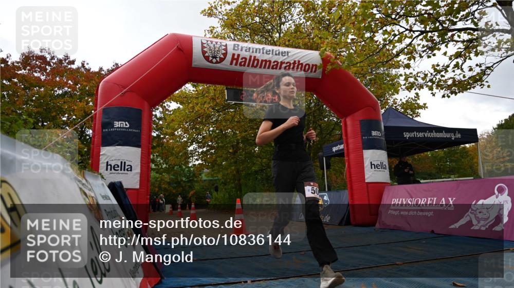 11.10.2026 - Bramfelder Halbmarathon 2026 J. Mangold http://msf.ph/oto/10836144 11.10.2026 11:45:22 Laufen 324, 506 meine-sportfotos.de