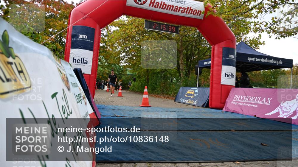 11.10.2026 - Bramfelder Halbmarathon 2026 J. Mangold http://msf.ph/oto/10836148 11.10.2026 11:45:37 Laufen 225, 502 meine-sportfotos.de