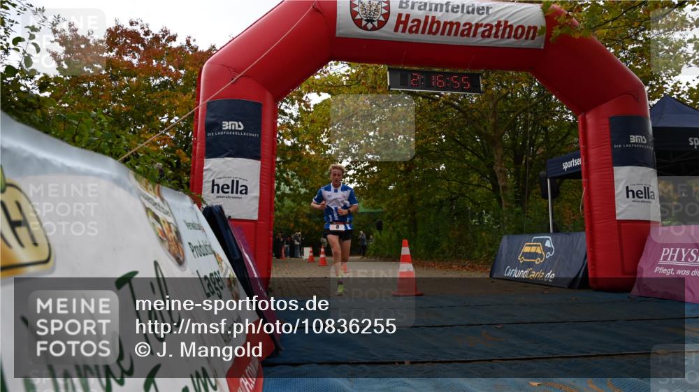 11.10.2026 - Bramfelder Halbmarathon 2026 J. Mangold http://msf.ph/oto/10836255 11.10.2026 11:46:53 Laufen 8 meine-sportfotos.de