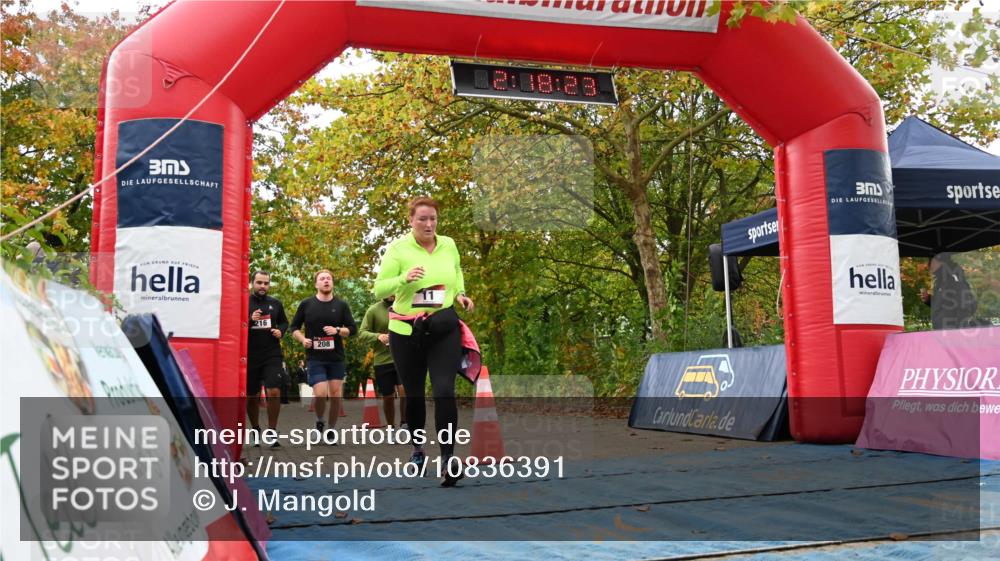 11.10.2026 - Bramfelder Halbmarathon 2026 J. Mangold http://msf.ph/oto/10836391 11.10.2026 11:48:22 Laufen 11, 208, 216, 217 meine-sportfotos.de