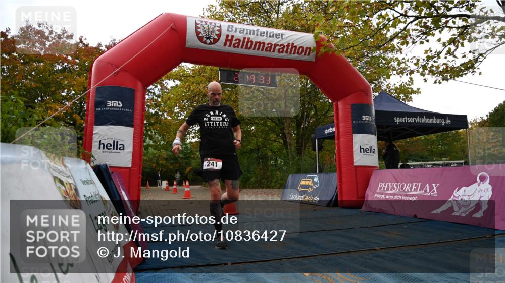 11.10.2026 - Bramfelder Halbmarathon 2026 J. Mangold http://msf.ph/oto/10836427 11.10.2026 11:49:31 Laufen 241 meine-sportfotos.de