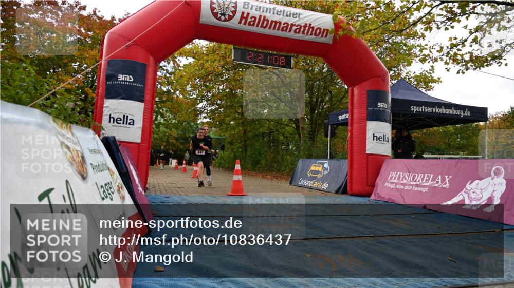 11.10.2026 - Bramfelder Halbmarathon 2026 J. Mangold http://msf.ph/oto/10836437 11.10.2026 11:51:06 Laufen 347 meine-sportfotos.de
