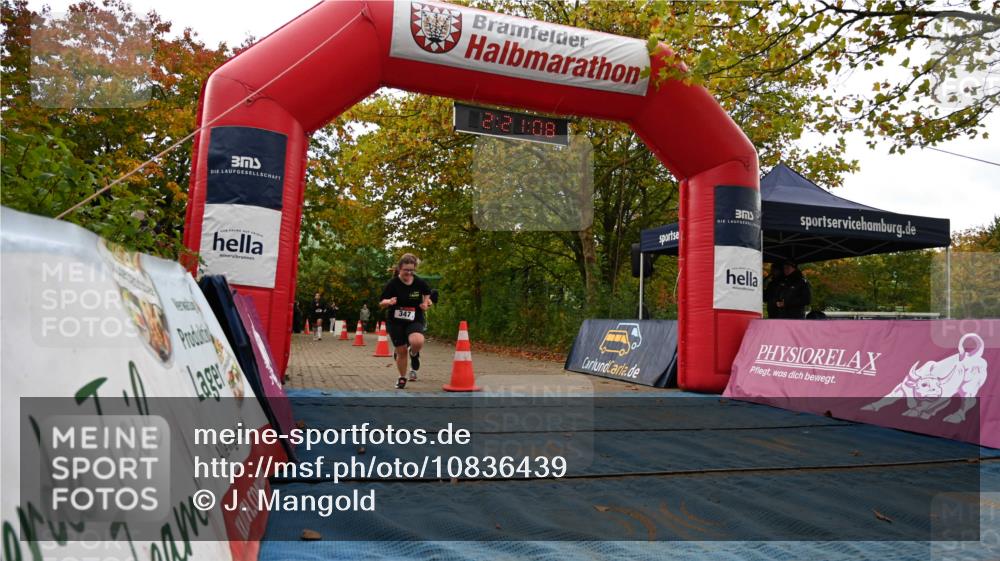 11.10.2026 - Bramfelder Halbmarathon 2026 J. Mangold http://msf.ph/oto/10836439 11.10.2026 11:51:07 Laufen 347, 585 meine-sportfotos.de