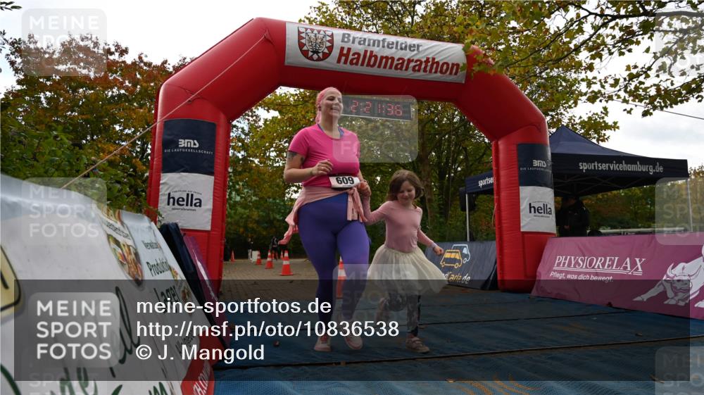 11.10.2026 - Bramfelder Halbmarathon 2026 J. Mangold http://msf.ph/oto/10836538 11.10.2026 11:51:34 Laufen 609 meine-sportfotos.de