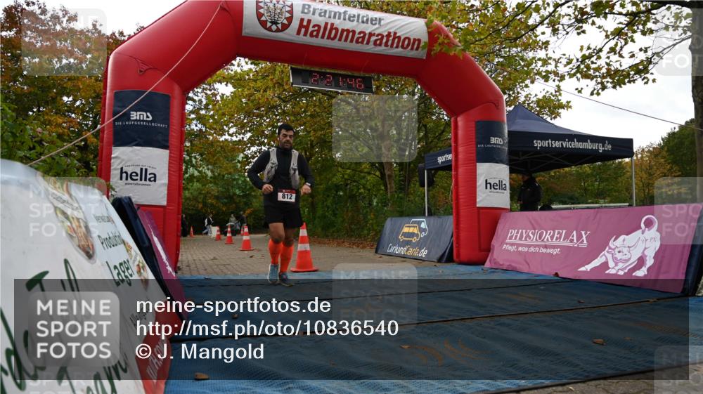 11.10.2026 - Bramfelder Halbmarathon 2026 J. Mangold http://msf.ph/oto/10836540 11.10.2026 11:51:45 Laufen 812 meine-sportfotos.de