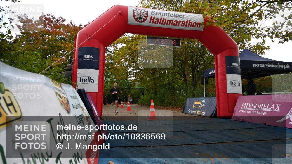 11.10.2026 - Bramfelder Halbmarathon 2026 J. Mangold http://msf.ph/oto/10836569 11.10.2026 11:52:36 Laufen 118, 258 meine-sportfotos.de