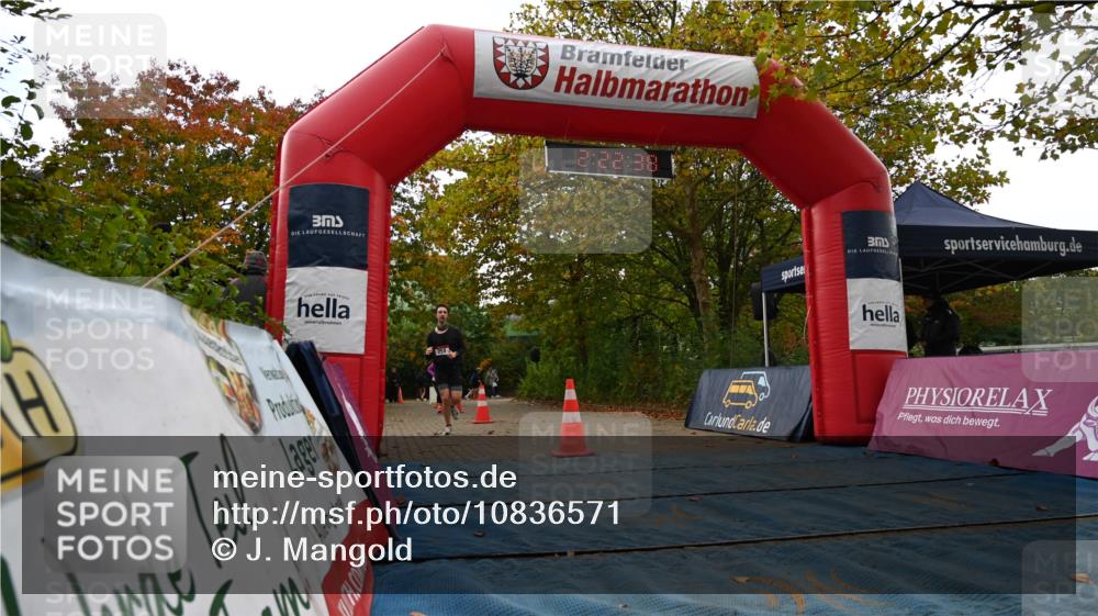 11.10.2026 - Bramfelder Halbmarathon 2026 J. Mangold http://msf.ph/oto/10836571 11.10.2026 11:52:36 Laufen 118, 258 meine-sportfotos.de