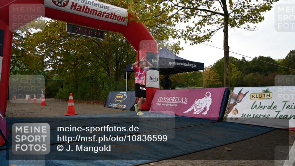 11.10.2026 - Bramfelder Halbmarathon 2026 J. Mangold http://msf.ph/oto/10836599 11.10.2026 11:53:12 Laufen 482 meine-sportfotos.de