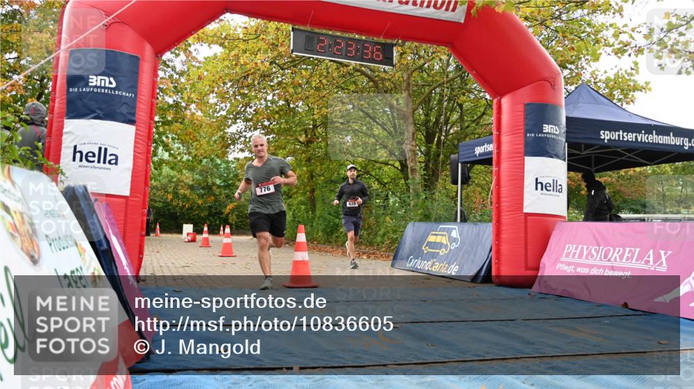 11.10.2026 - Bramfelder Halbmarathon 2026 J. Mangold http://msf.ph/oto/10836605 11.10.2026 11:53:35 Laufen 639, 776 meine-sportfotos.de