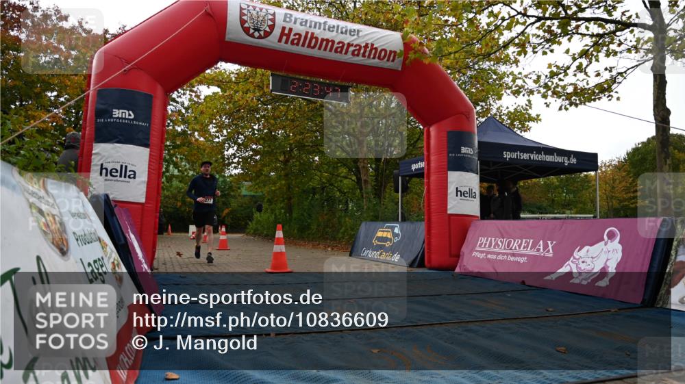 11.10.2026 - Bramfelder Halbmarathon 2026 J. Mangold http://msf.ph/oto/10836609 11.10.2026 11:53:45 Laufen 277 meine-sportfotos.de