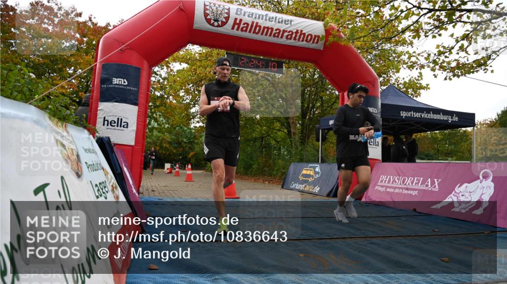 11.10.2026 - Bramfelder Halbmarathon 2026 J. Mangold http://msf.ph/oto/10836643 11.10.2026 11:54:08 Laufen 27, 375, 423 meine-sportfotos.de