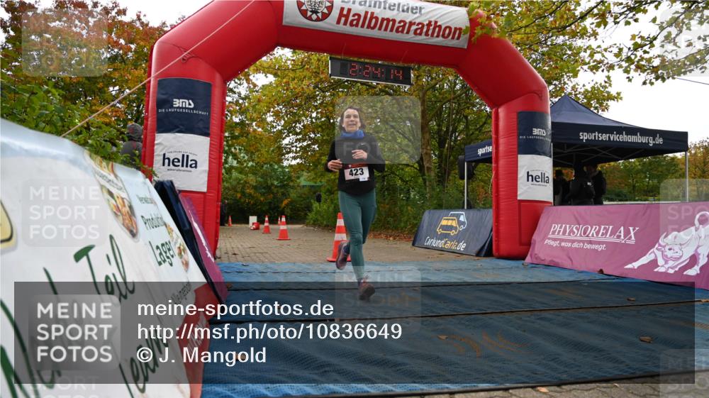 11.10.2026 - Bramfelder Halbmarathon 2026 J. Mangold http://msf.ph/oto/10836649 11.10.2026 11:54:12 Laufen 375, 423 meine-sportfotos.de