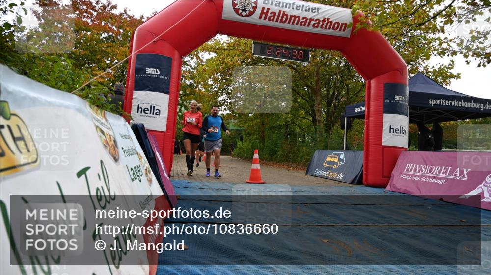 11.10.2026 - Bramfelder Halbmarathon 2026 J. Mangold http://msf.ph/oto/10836660 11.10.2026 11:54:36 Laufen 330, 369, 710, 717 meine-sportfotos.de