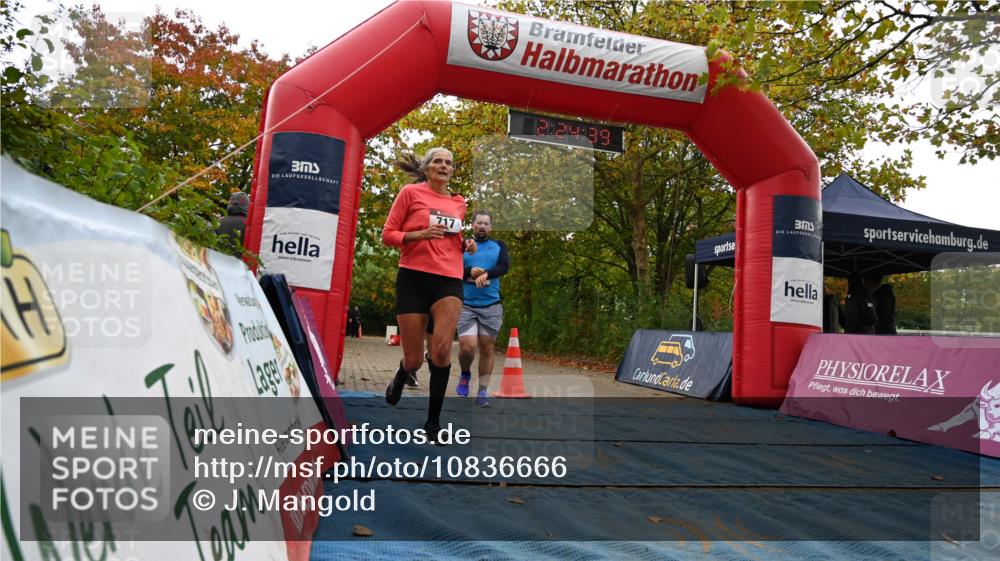 11.10.2026 - Bramfelder Halbmarathon 2026 J. Mangold http://msf.ph/oto/10836666 11.10.2026 11:54:37 Laufen 330, 369, 710, 717 meine-sportfotos.de