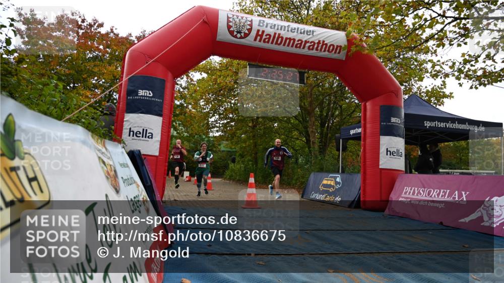 11.10.2026 - Bramfelder Halbmarathon 2026 J. Mangold http://msf.ph/oto/10836675 11.10.2026 11:55:25 Laufen 117, 136, 148 meine-sportfotos.de