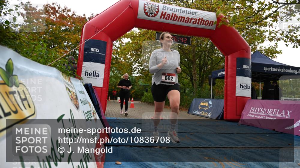 11.10.2026 - Bramfelder Halbmarathon 2026 J. Mangold http://msf.ph/oto/10836708 11.10.2026 11:56:40 Laufen 601, 602 meine-sportfotos.de