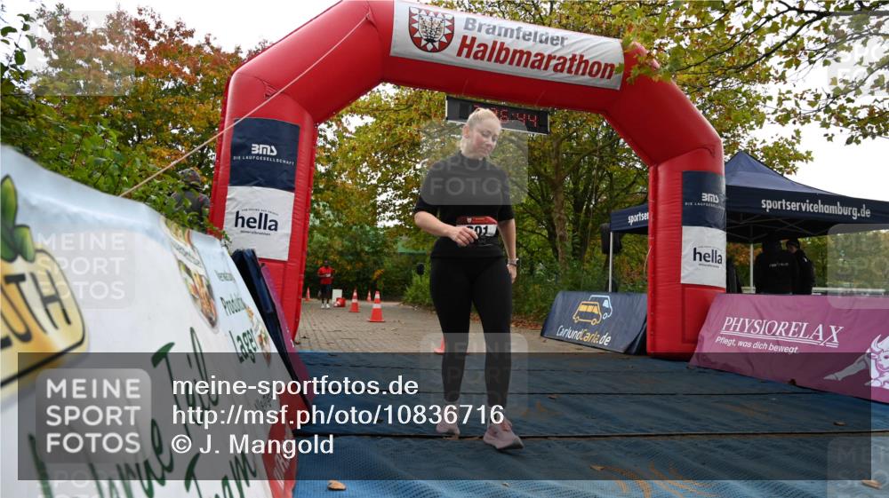 11.10.2026 - Bramfelder Halbmarathon 2026 J. Mangold http://msf.ph/oto/10836716 11.10.2026 11:56:42 Laufen 422, 601, 602 meine-sportfotos.de